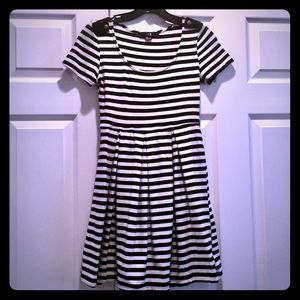 🎄SALE🎄 💯 cotton stretchy forever 21 dress